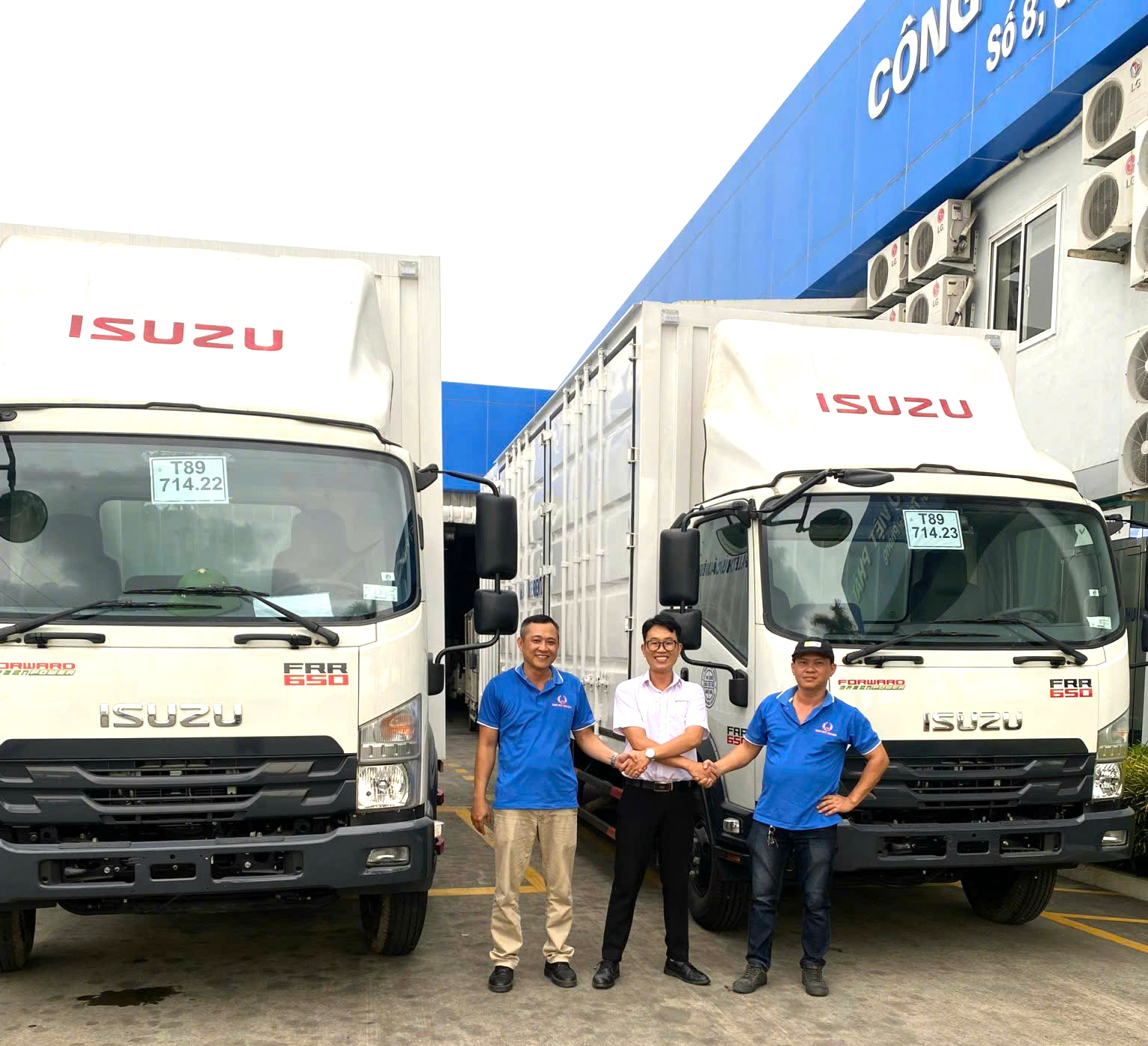 Lễ bàn giao xe cho công ty Tân Huy HoàngTin tức Xe tải Hải phòng, xe tải hyundai chính hãng tại hải phòng